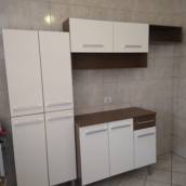 Montagem de Armário de Cozinhas
