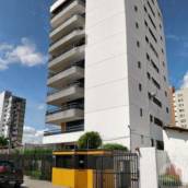 Apartamento 03 quartos com Suíte e Closet reversível para 4/4 Aluguel Ponto Central a perto do Centro de Feira