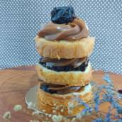 Mini Bolo de doce de leite com ameixa 