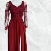 Vestido em Crepe e Tule Bordado 