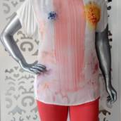 Blusa Branca com Estampa Floral