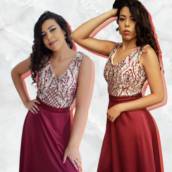Vestido em crepe acetinado e tule bordado em pedraria