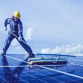 Limpeza de placas solares