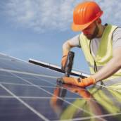 Manutenção de Painéis Solares