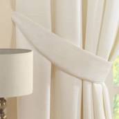 Limpeza de cortinas e persianas