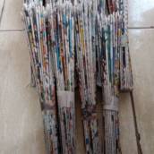 Palitos para artesanato em jornal. 