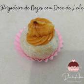 Brigadeiro de nozes com doce de leite - Doces finos em Botucatu