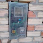 Eletricista para instalar relógio no poste em Avaré