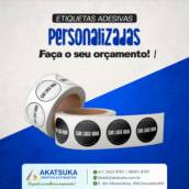 Etiqueta adesiva personalizada
