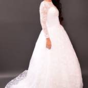 Vestido de Noiva manga Longa, saia princesa em Bauru
