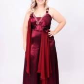 Vestido vinho de cetim Plus Size em Bauru
