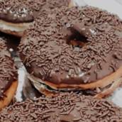 DONUTS DE BRIGADEIRO