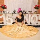 Vestido de Debutante Dourado com Preto