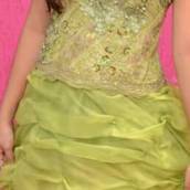 Vestido de Debutante Verde Curto 