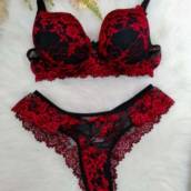 Conjunto de Lingerie - Preto/vermelho rendado