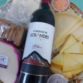 Caixa de Queijos e Vinho