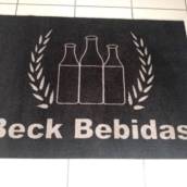 Tapete personalizado com alta absorção de líquidos Bauru