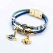 Pulseira pingente planetas em Bauru