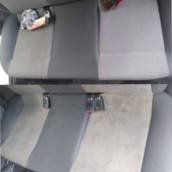 Limpeza de estofado de Carro