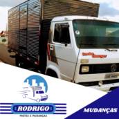 Caminhão de mudança 