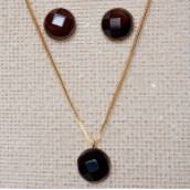 Conjunto Semijoia Colar e Brincos Banhados em Ouro 18K Com Pedra Natural Obsidiana