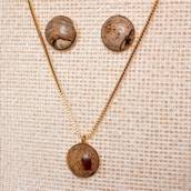 Conjunto Semijoia Colar e Brincos Banhados em Ouro 18K Com Pedra Natural Jaspe