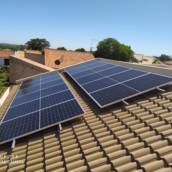Sistema Fotovoltaico de 700KWH/Mês em Tupi Paulista, SP por OTS Solar & Eletricidade