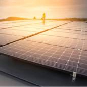 Sistema de Energia Solar para Comércio