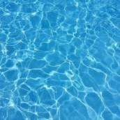 Limpeza de piscinas de condominio