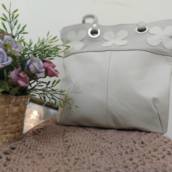 Bolsa de ombro em couro legítimo Bege - Bauru