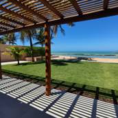 Linda Casa Pé na Areia na Barra de São Miguel