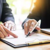 Licitações e Contratos Administrativos