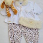 Conjunto Infantil Menina Branco e Oncinha em Bauru 