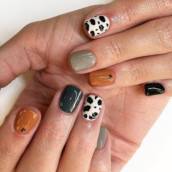 Esmaltação em Gel nas unhas - Manicure e Pedicure 