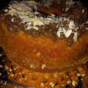 Bolo com cobertura de Chocolate em Bauru