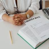 Elaboração de contratos