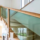 Guarda Corpo Sistema Torre em Vidro: Segurança e Estilo em Santa Bárbara D'Oeste