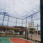 Tela de proteção para quadra de esportes