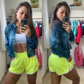 Shorts duplo neon e branco