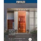 Porta GL-21 em Madeira Maciça com Bandeira – Elegância e Robustez no Ninho Verde II Eco Residence