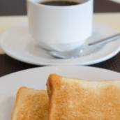 Hospedagem com Café da Manhã - Conforto e Sabor em Santos/SP