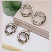 Brincos
