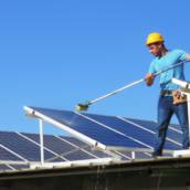 Limpeza de Placas Solares: Mantenha Seu Sistema Fotovoltaico Eficiente em Montes Claros