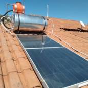 Instalação de aquecedor solar 
