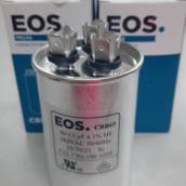 Capacitores
