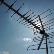 Instalação de Antena LOG-Periódica - Sinal Perfeito e Estabilidade em Santo André