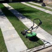 Cortador de grama em Peruíbe