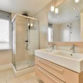 Box de Vidro Temperado – Elegância e Segurança em Balneário Camboriú/SC