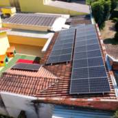 Manutenção de placa solar