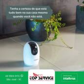 Foto de uma câmera de segurança da empresa Top Service Segurança Eletrônica e Energia Solar da cidade de São José
